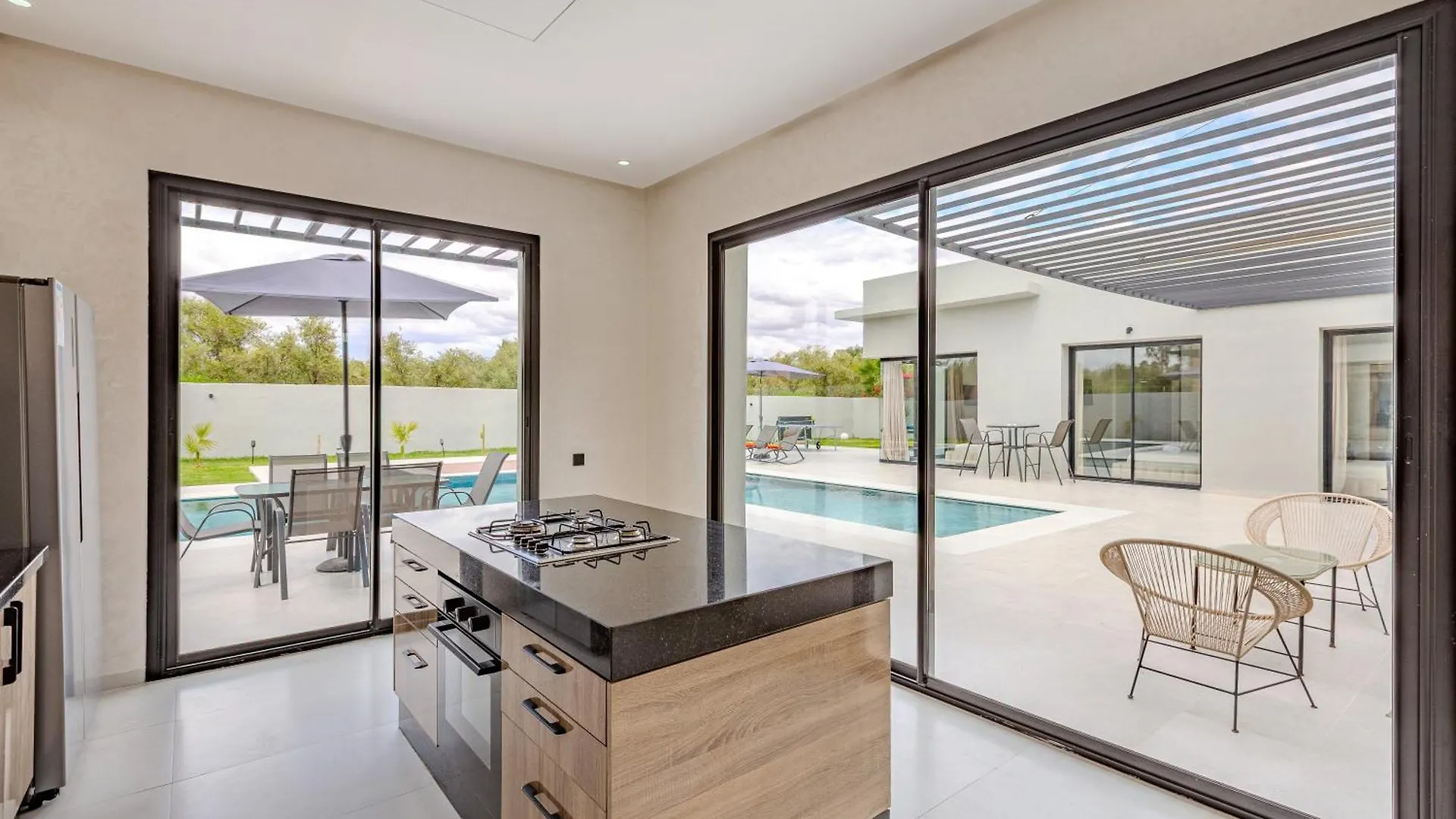 Charmante Villa Aya! Elegante & Calme Avec Piscine 마라케시