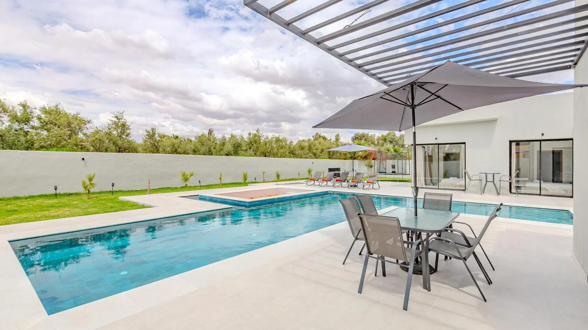 Charmante Villa Aya! Elegante & Calme Avec Piscine 마라케시 모로코