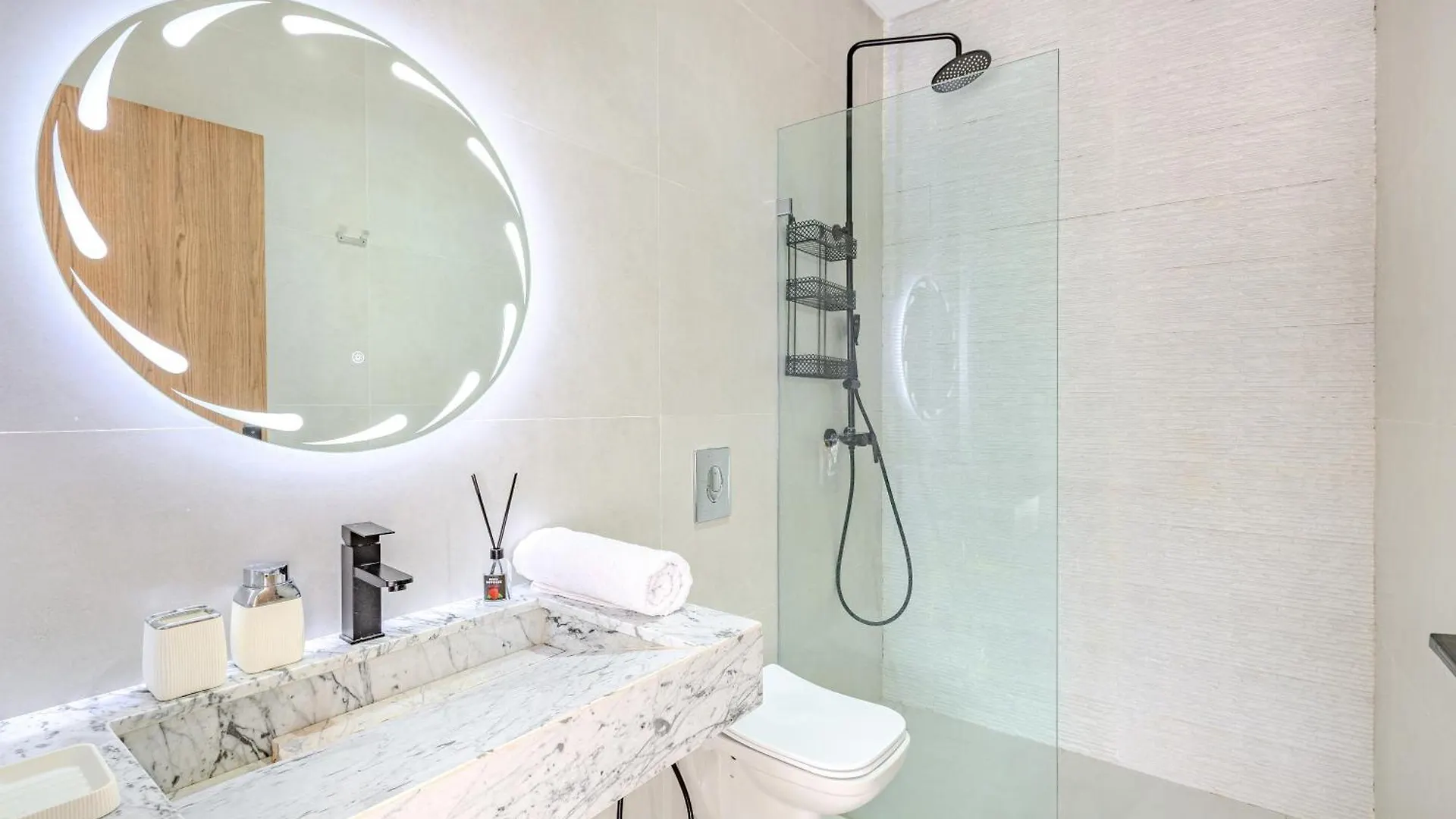 Charmante Villa Aya! Elegante & Calme Avec Piscine 마라케시 모로코